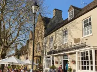 The Fleece Hoteles en Witney