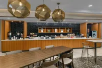 普羅維登斯西沃裡克萬豪SpringHill飯店 - 早餐