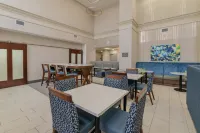 Hampton Inn & Suites Florence-Downtown - breakfast