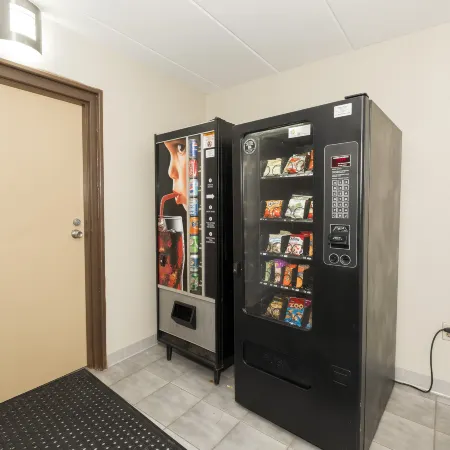 Red Roof Inn Annapolis Отели рядом с достопримечательностью «Военно-морская академия США»