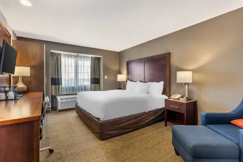 Comfort Inn & Suites Aztec - Farmington Area Hotels in Bloomfield