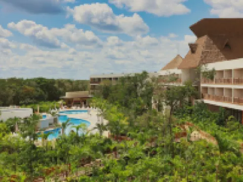 Hotel Mundo Maya Chichén Itzá Hotels in Tinum