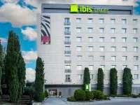 Ibis Styles Barcelona Sant Joan Despi Hôtels à proximité de : Stade Cornellà-El Prat