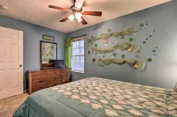 Deck, Lake Views! Group Getaway in Osage Beach - صديق للحيوانات الاليفة
