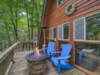 1 Mi to Beech Mtn! Family Retreat w/ Hot Tub Hotels in Beech Mountain