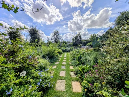 Alternative Relax Rooms by Oikia Vacanze Отели в г. Скоррано