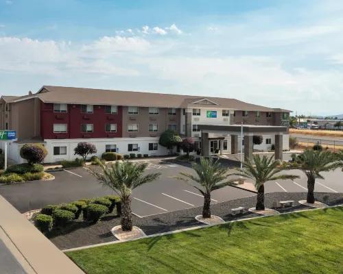 Holiday Inn Express Redding North, an IHG Hotel Hotéis em Redding