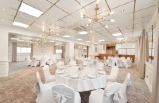 康帕斯酒店集團常春藤布什皇家酒店