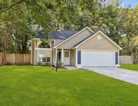 Paramour: huge yard home with ground floor bedroom 25 min to Charleston