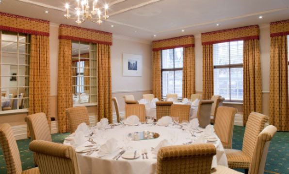 Mercure Salisbury White Hart Hotel & Apartments