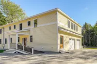 Ocean Point Hideaway: 2-Story Unit on 3 Acres! - Homestays
