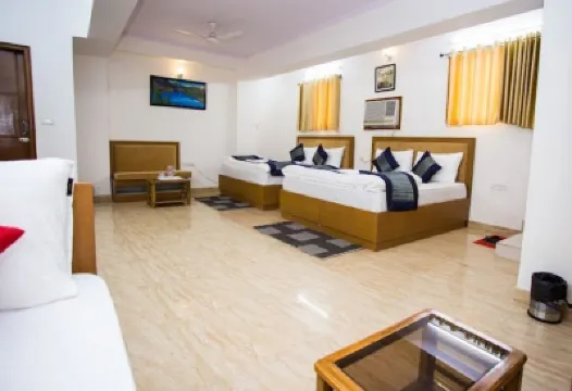 Wall Street by Rivlet Hotel dekat Museum Nasional Gandhi