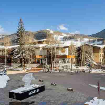 The Heart of Vail Villa at Solaris Hotel Exterior