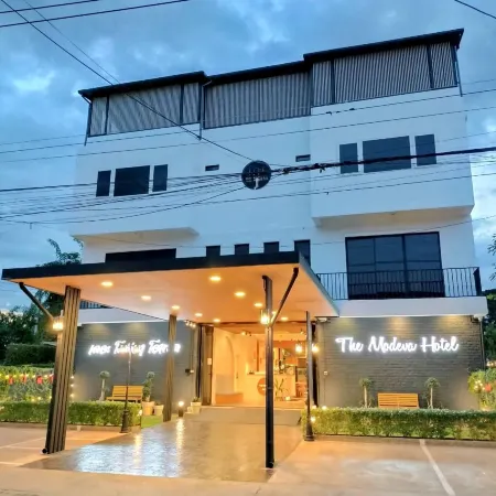 The Modeva Hotel Отели рядом с достопримечательностью «Военный музей JEATH»
