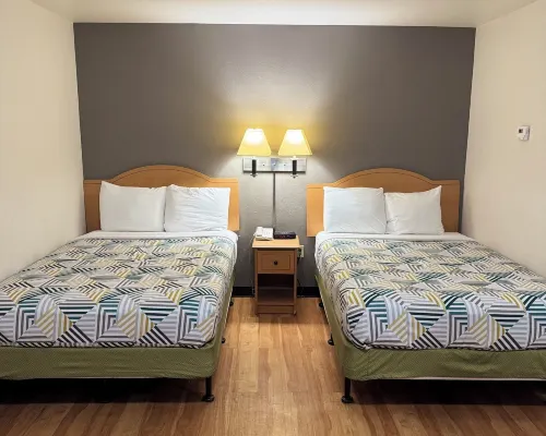 Blue Bonnet Suites -Lubbock, TX - Medical Center โรงแรมในลับบ็อก