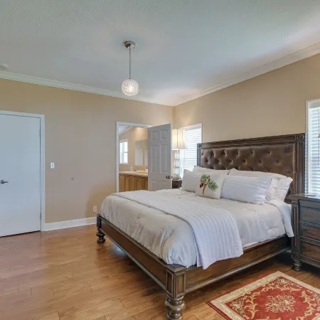 Waterfront Georgetown Retreat on Lake George!