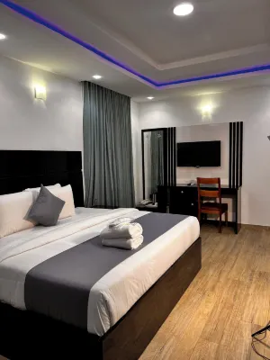 Celjoe residence hotel Hotels near Dream World Africana