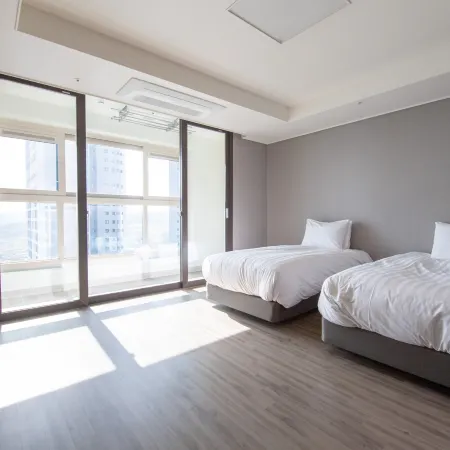 Ulsan (Gangdong) KCC Residence