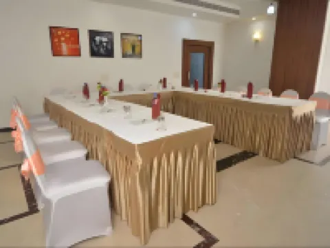 Lemon Tree Hotel, Jamnagar Hotels in Jamnagar