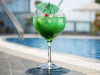 Ibis Abu Dhabi Gate - สระว่ายน้ำส่วนตัว