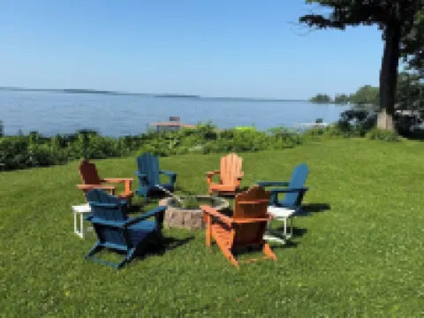 Lakefront Retreat w/ Kayaks, Firepit & Home Office.  Beautiful Sunsets!