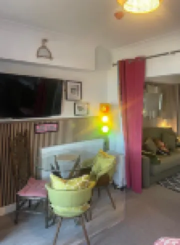 "The Quirky" Seafront Apartment