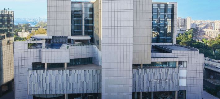 크라운 플라자 다카 에어포트 바이 IHG 다카 호텔