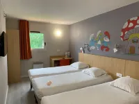 Brit Hotel Essentiel Tours Sud Chambray-lès-Tours - 駐車場