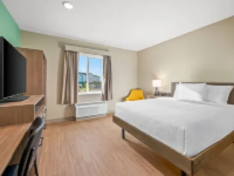 Echo Suites Extended Stay by Wyndham Naples Hotels in Collier County