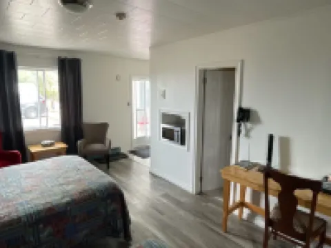 Haileybury Beach Motel Hotels in Timiskaming District