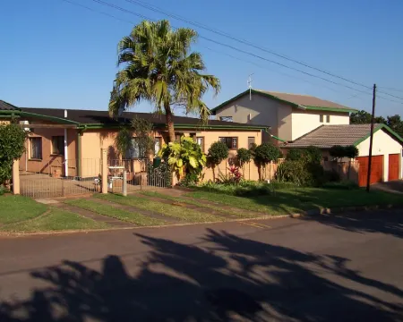 Birdcage B&B Hotels in Kingsburgh