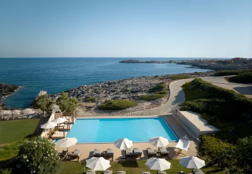 Aulus Chania Resort, Curio Collection by Hilton - parking