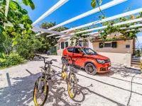 Villa Mutnik - parking