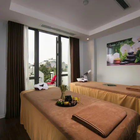 22land Residence 71 Hang Bong