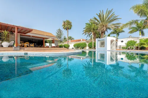 Bungalow in Maspalomas Near Golf & Beach