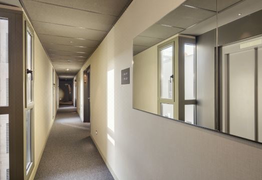 세르코텔 호텔 로비