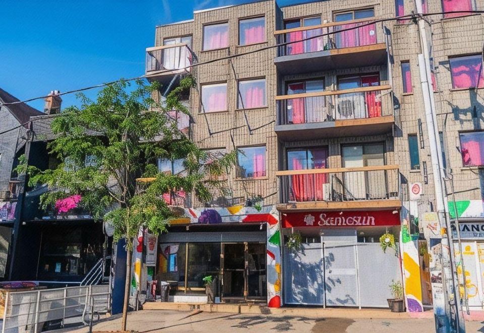 샘선 토론토 호스텔 전경