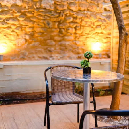 Uncover Kalamata's Hidden Gem - Cosy City Nest