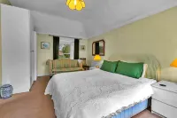 Historical Cottage Near Preston Mill, No Deposit - 3-Star