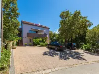 Apartments Alin - parking