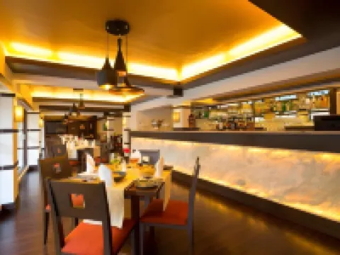 Deltin Suites Hoteles en Nerul