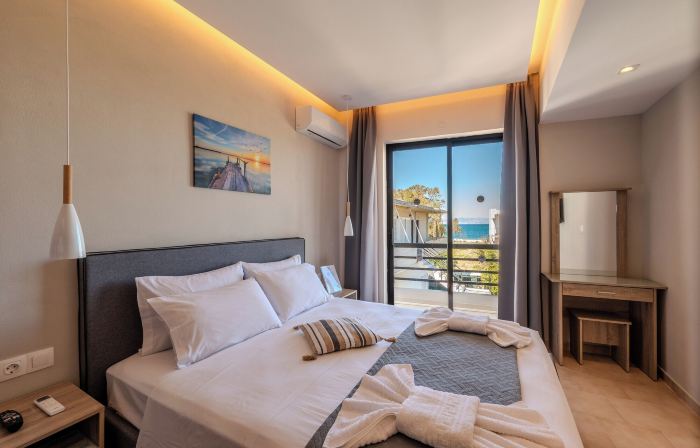 Blue Wave Suites - Ixia