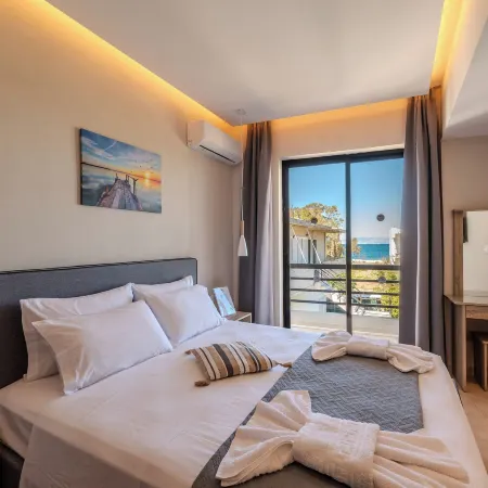 Blue Wave Suites - Ixia