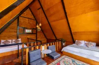 Cabin linggayoni Dieng