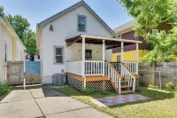 Buffalo Vacation Rental ~ 8 Mi from Canalside! - parking