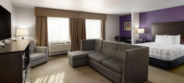 La Quinta Inn & Suites by Wyndham Spokane Valley Hotels in Spokane County