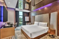 Radisson Blu Atria Bengaluru - Parking