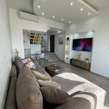 Duplex at Solemar Resort, Totally Renovated, Pools, Tennis, Basketball, Football