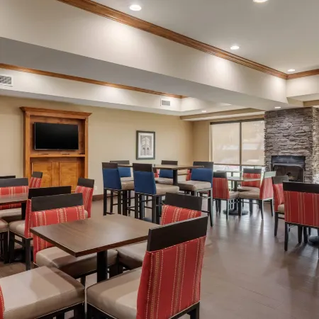 Comfort Suites Johnson City Near University