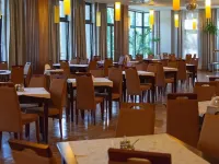 Ośrodek Wypoczynkowy Wielki Błękit Hotels in Łukęcin